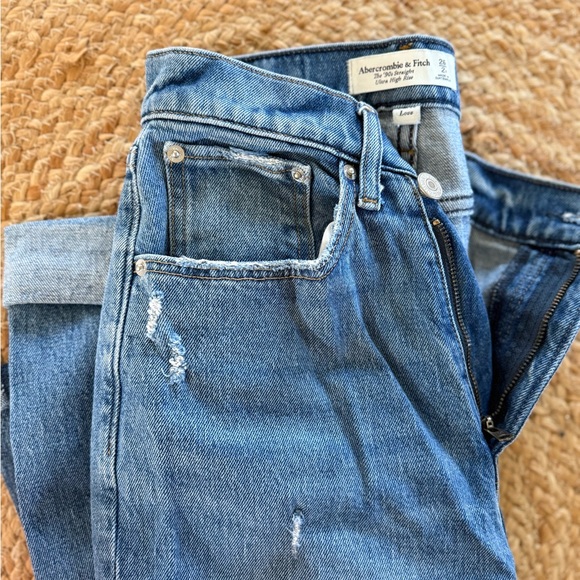 Abercrombie & Fitch Men's Blue Jeans - Picture 2 of 3